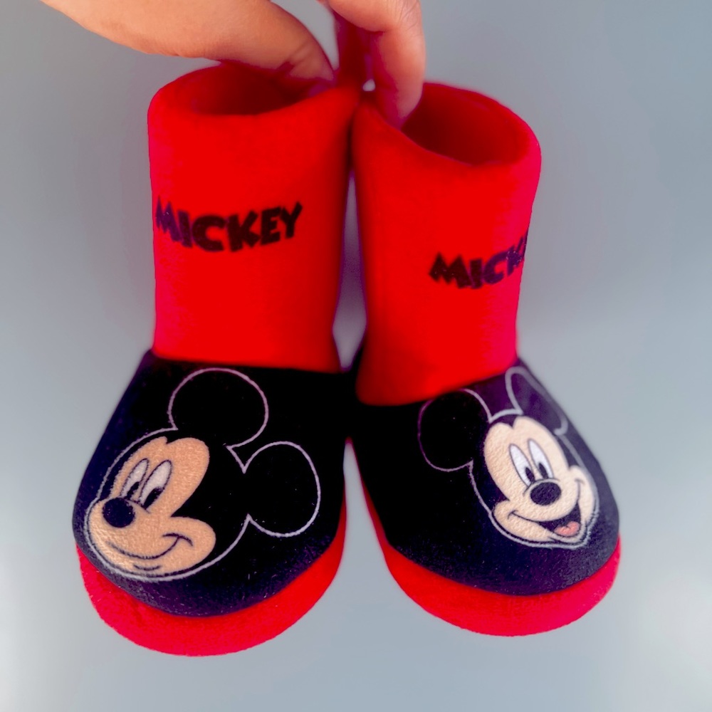 Toddler boy Mickey Mouse slippers